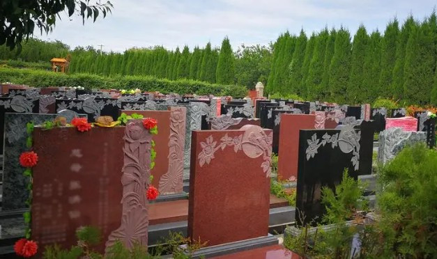 壽陽山墓園組織員工開展安全生產(chǎn)學(xué)習(xí)-九龍山骨灰公墓